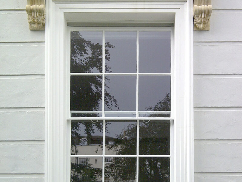 FINISHED-SashWindow-paintedbybristoldecoratorqualityfinish